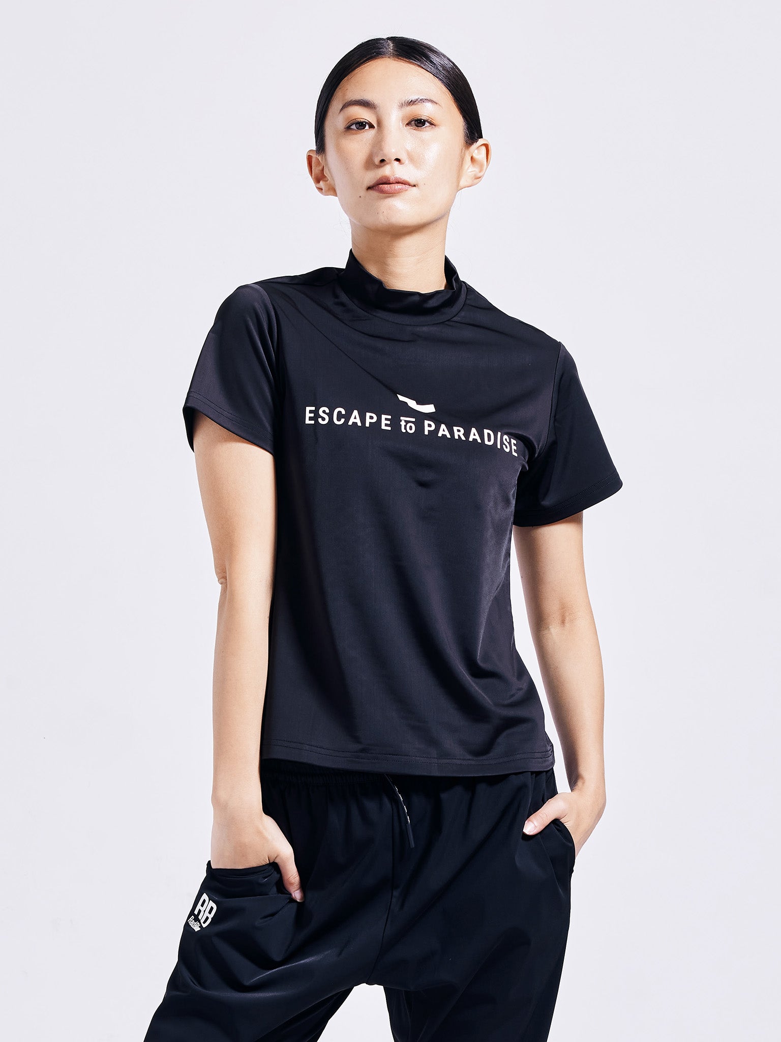カラーストレッチモックネックS/S【logo】WOMENS