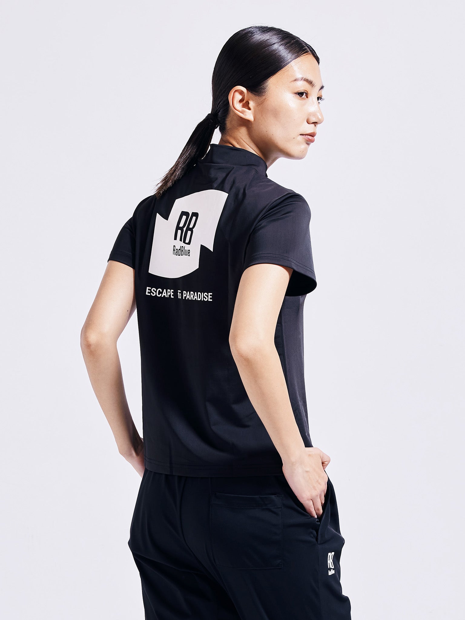 カラーストレッチモックネックS/S【logo】WOMENS