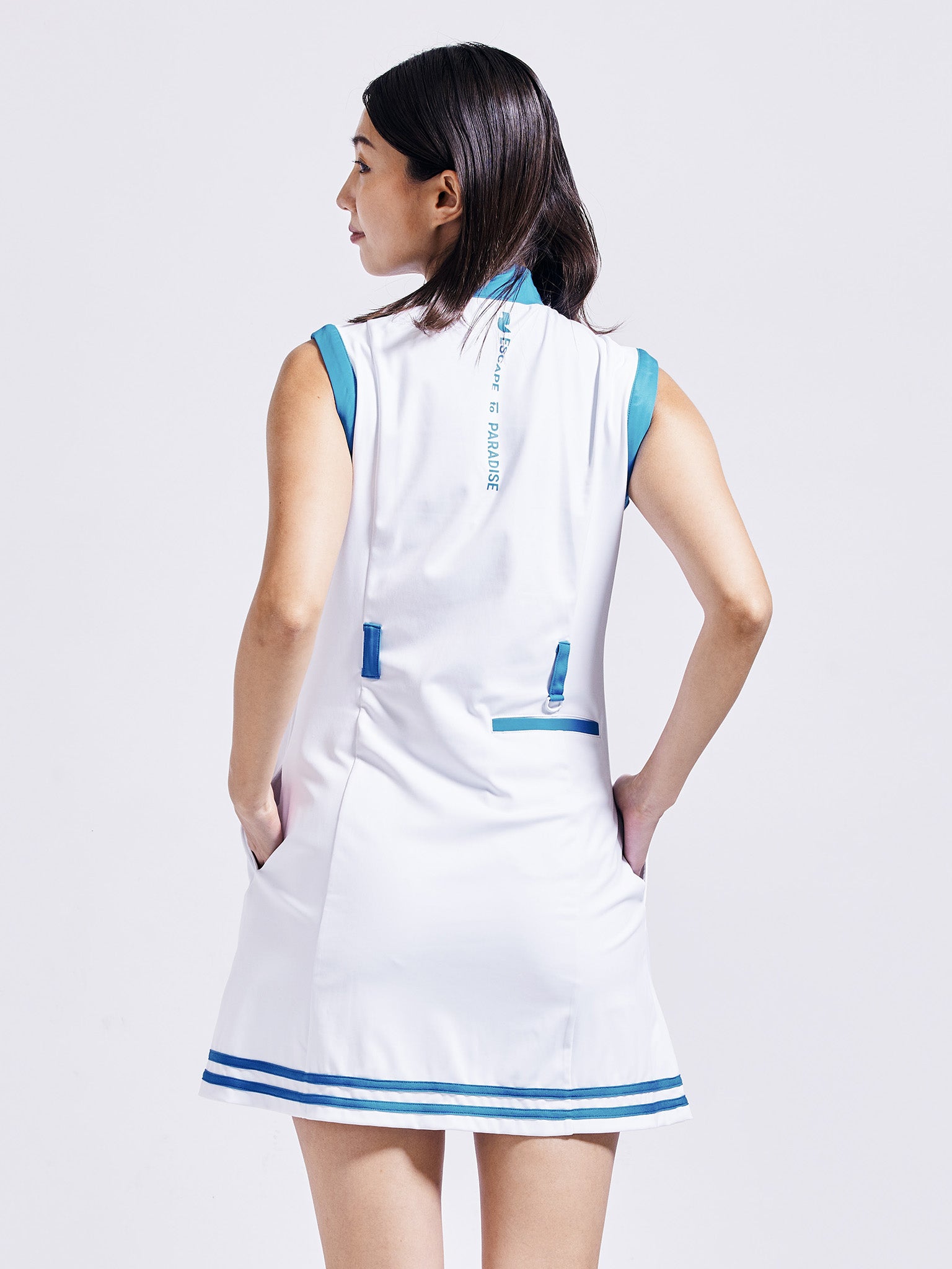 モックネック ZIPワンピース