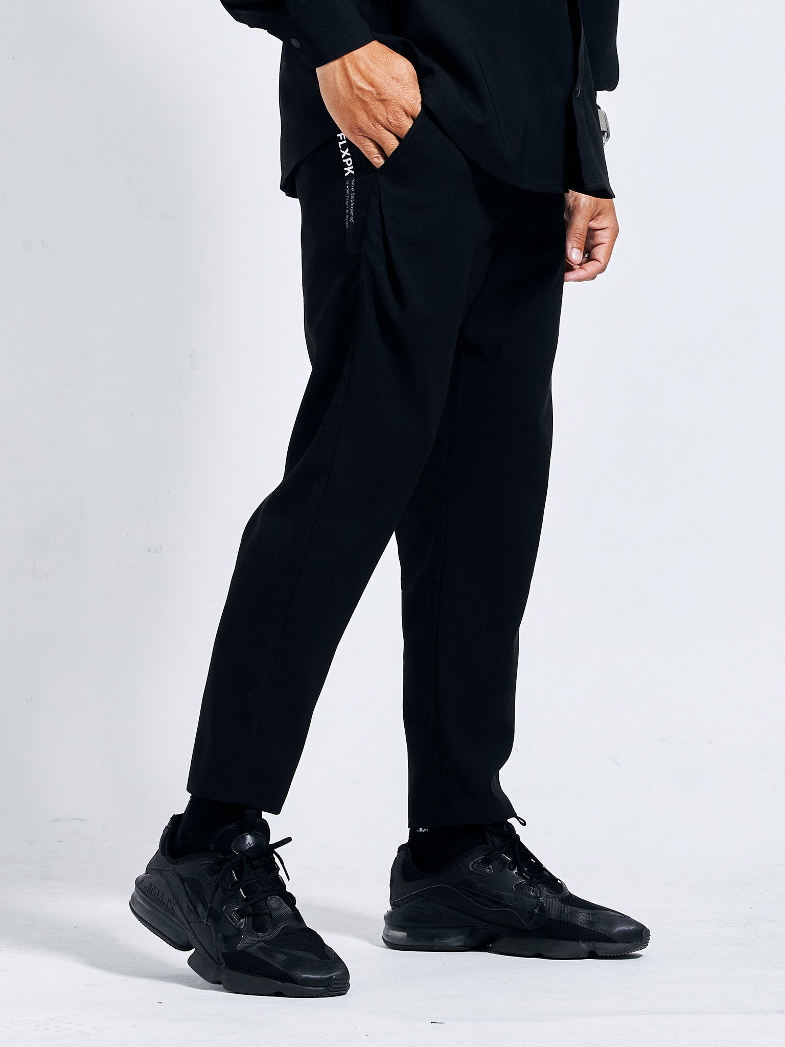 Reflax®RadBlue ×FlashPackerストレッチイージーパンツ