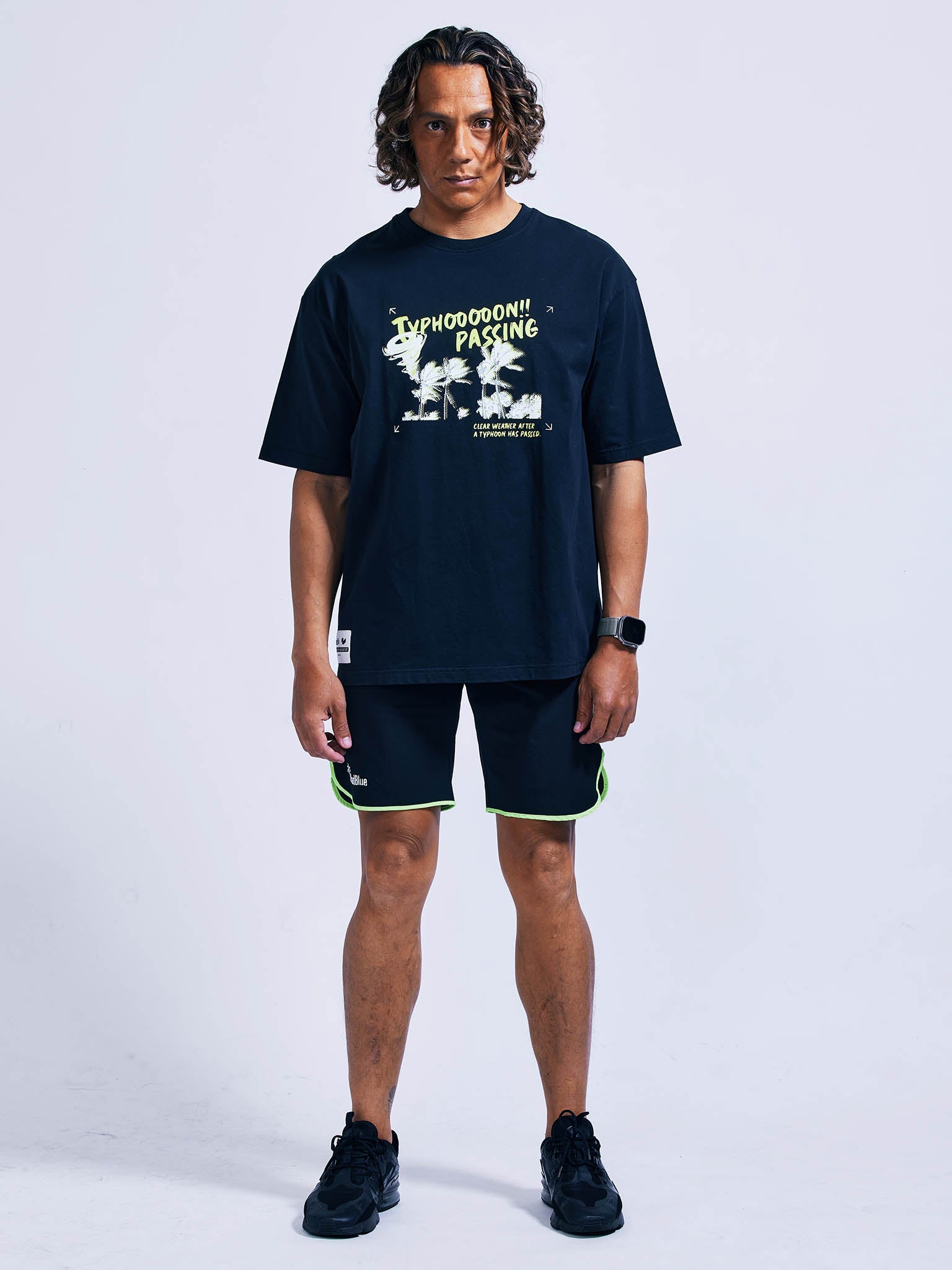STRETCH SEAM SEMI WIDE SHORTS