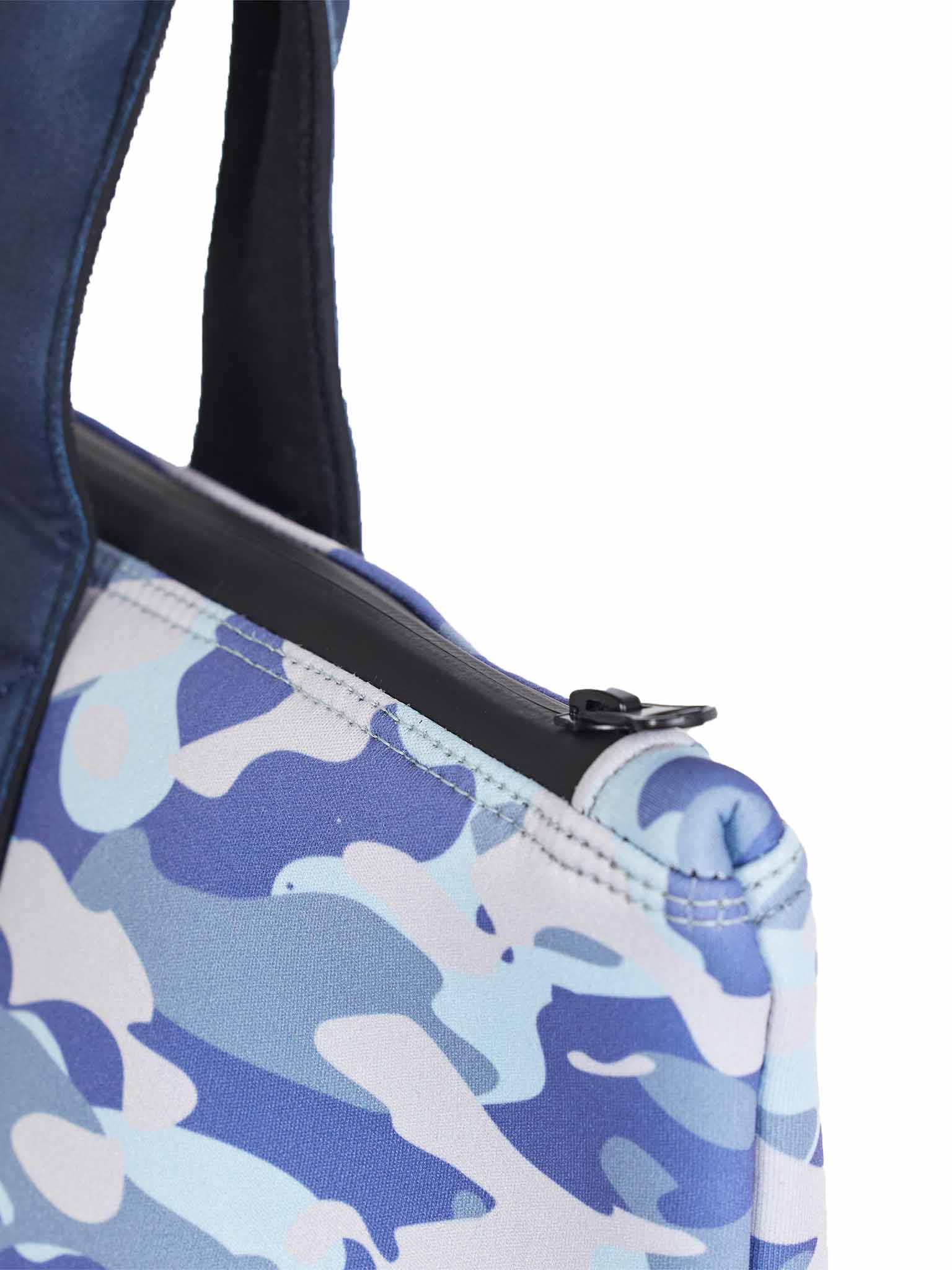 RADBLUE Neoplane Tote Bag [CAMO]