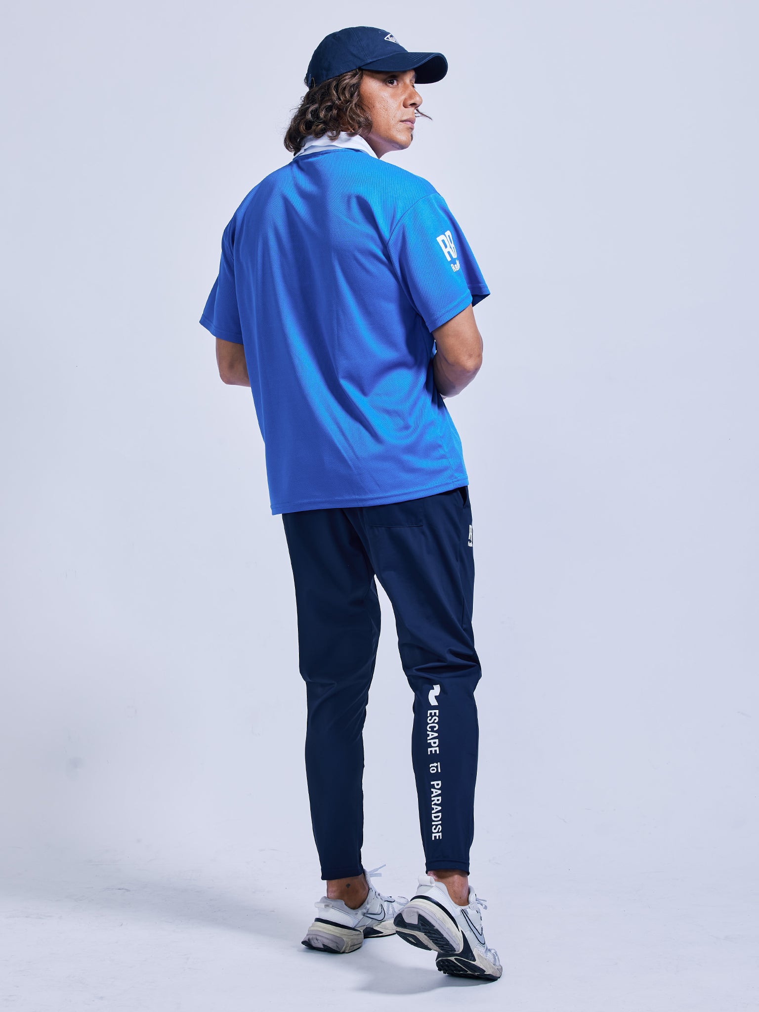 クールストレッチ テーパードパンツ