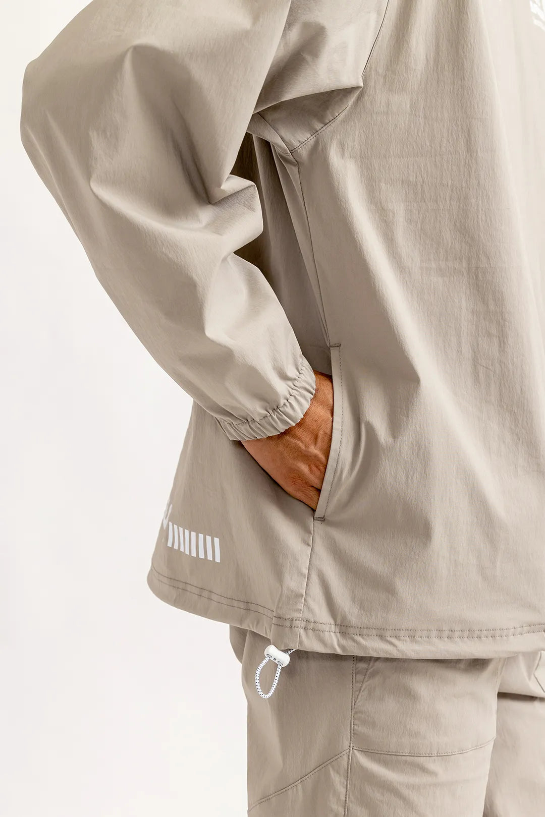 Tech cotton nylon pullover