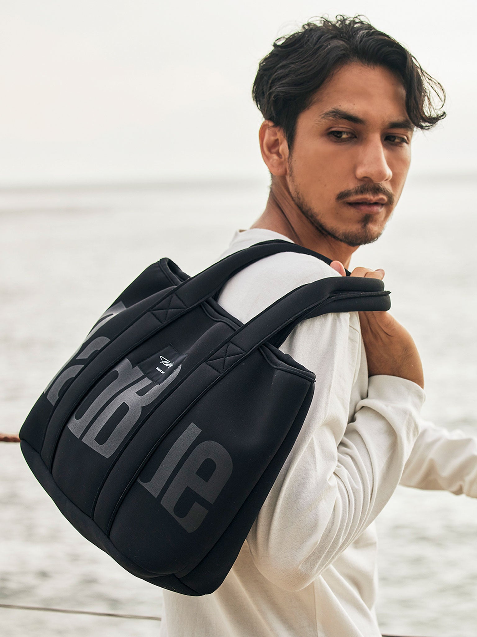 RADBLUE Medium Neoper Tote Bag [LOGO]