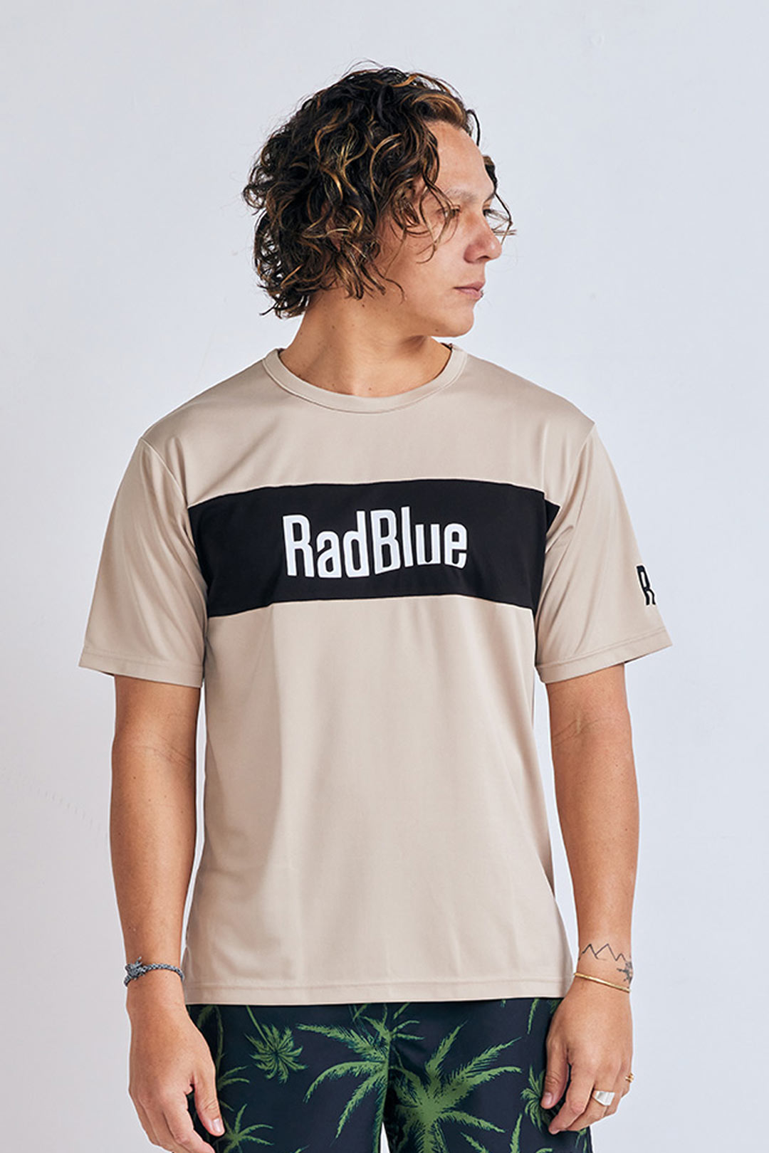 ラッシュガードTEE【AND】